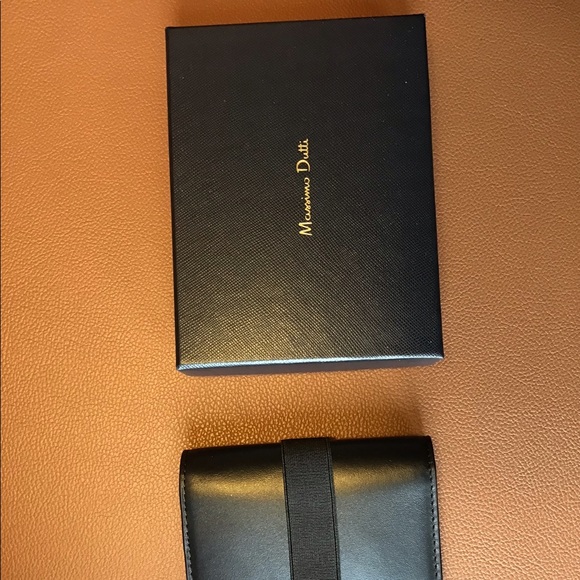 Beautiful Massimmo Dutti folding wallet space for c/cards and small change NWT - Picture 7 of 8